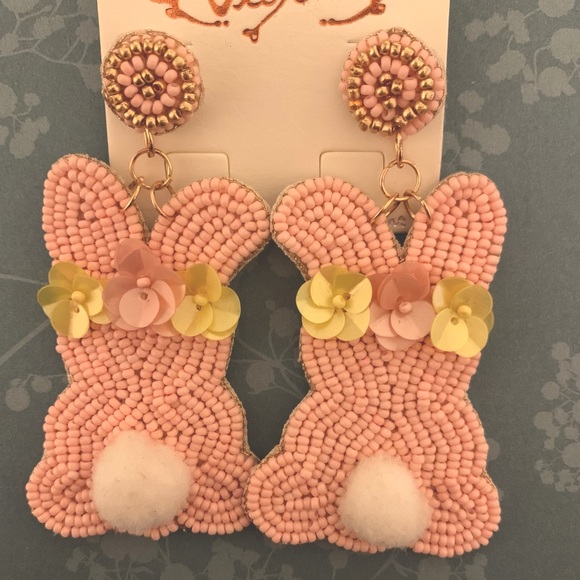 Easter‎ earrings viola bunny seed bead boutique item - Picture 4 of 4